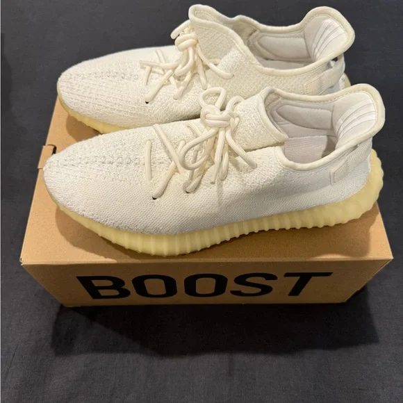 yeezy boost 350 v2 cream white box Yeezy Boost 350 V2 “Hyperspace” main image 0